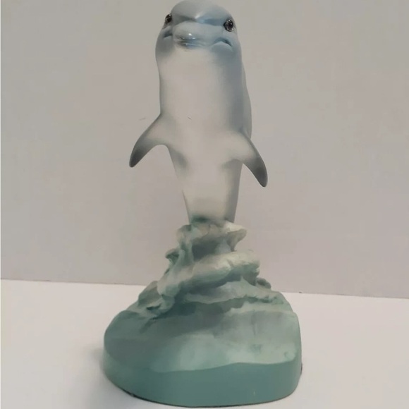 1994 Universal Statuary Dolphin Sculpture - Picture 3 of 9